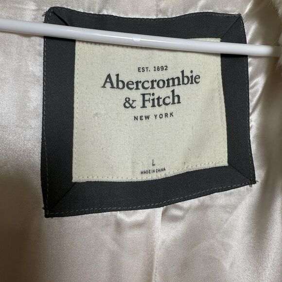 Abercrombie & Fitch Women’s White Faux Fur Coat Size Medium Longline Jacket - Picture 6 of 9